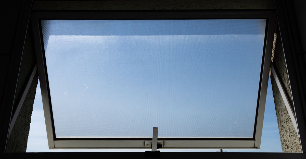 Comparing Single and Double Glazed Window Efficiency